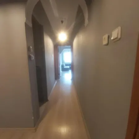 Sirinevler Meydan Lägenhet Istanbul